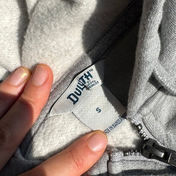 Duluth Trading Company Co Grey Beaver Logo Zip Up Sweatshirt Ruched Pockets - Picture 3 of 4